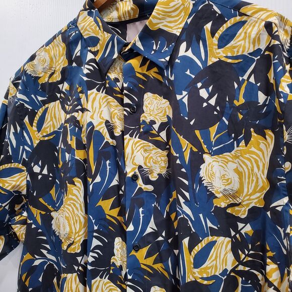 A-Frame Simba Poplin Men's Size XXL Tall NWT Stitch Fix Short Sleeve Tiger - Picture 3 of 6